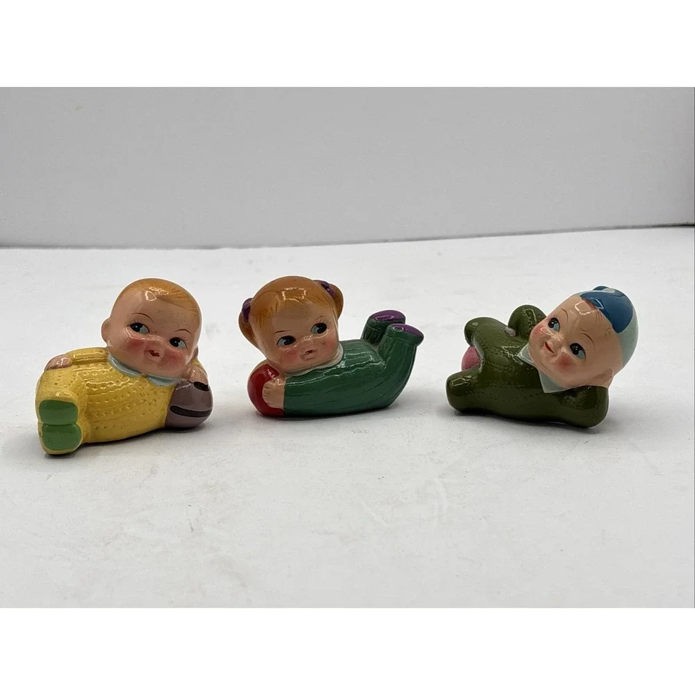 Vintage Chinese Pencil Sharpener Shanghai China 2 Set Of 3 Very Good Condition